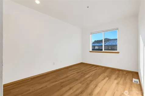15815 Admiralty Way Lynnwood WA 98087