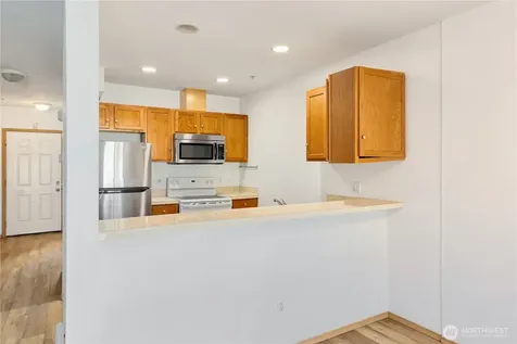 15815 Admiralty Way Lynnwood WA 98087