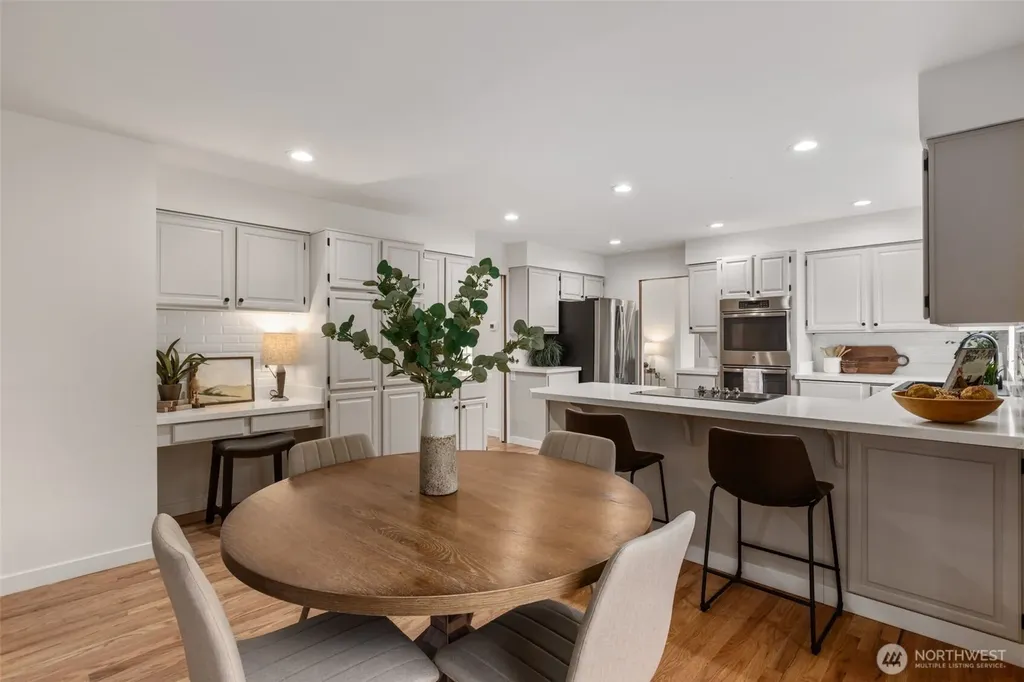 11715 SE 61st Place Bellevue WA 98006