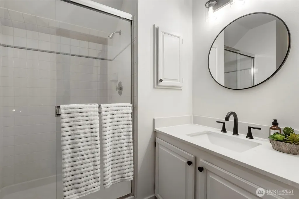 11715 SE 61st Place Bellevue WA 98006