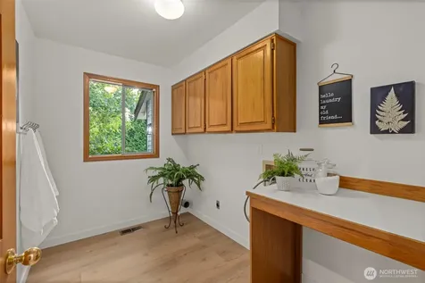 11715 SE 61st Place Bellevue WA 98006