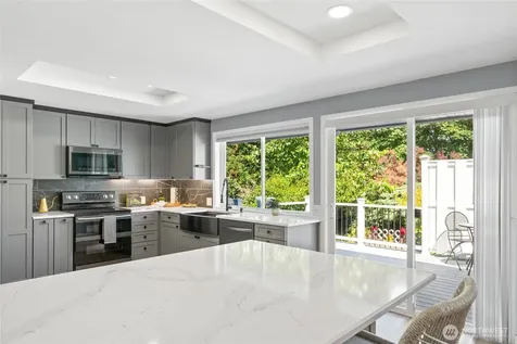 26432 Somerset Lane Kent WA 98032