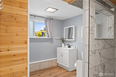 26432 Somerset Lane Kent WA 98032