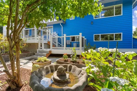 26432 Somerset Lane Kent WA 98032