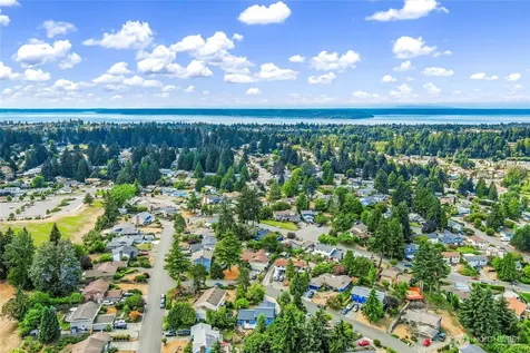 26432 Somerset Lane Kent WA 98032