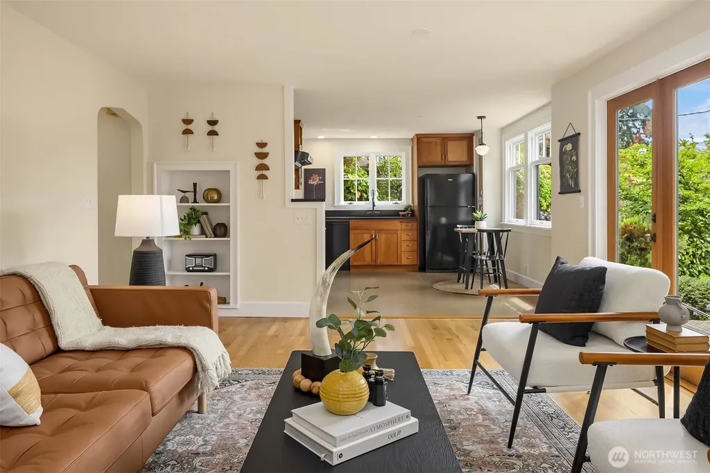 4920 51st Avenue S Seattle WA 98118