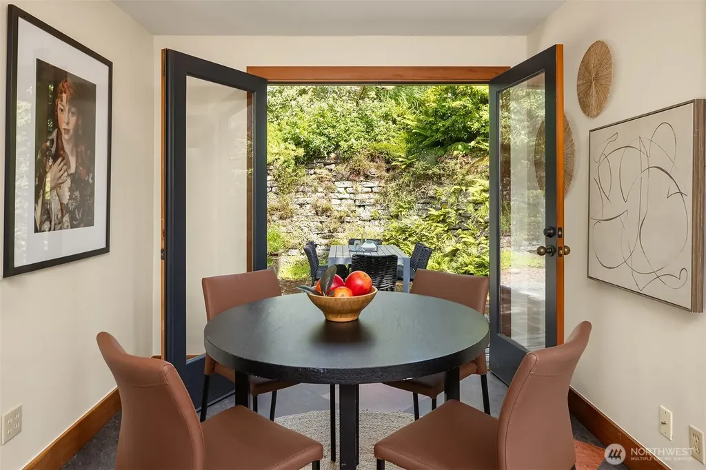 4920 51st Avenue S Seattle WA 98118