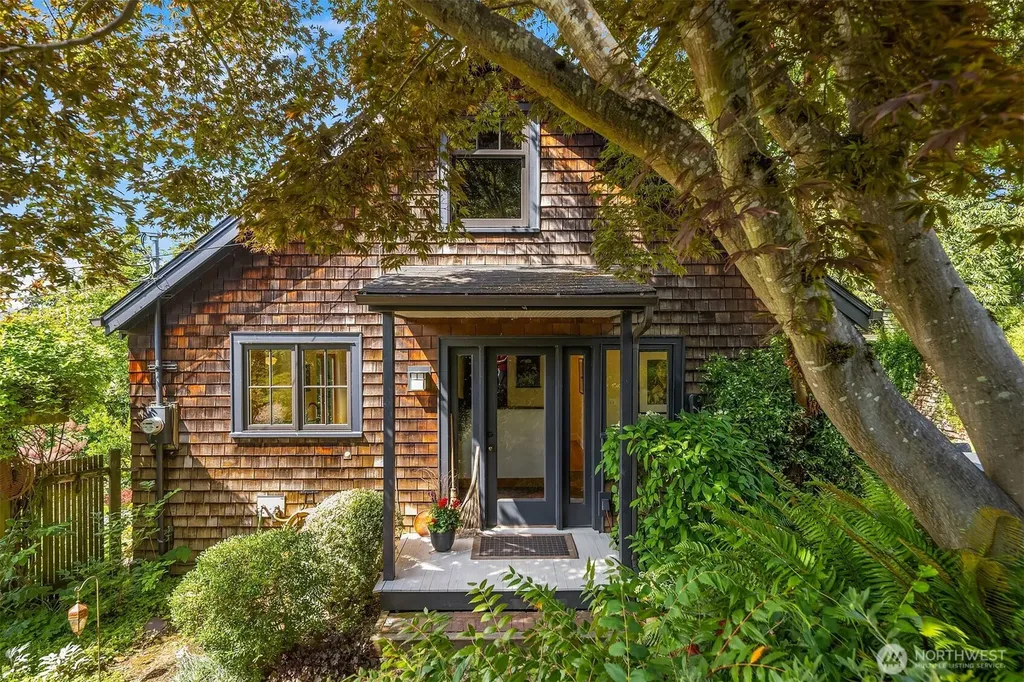 4920 51st Avenue S Seattle WA 98118