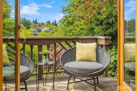 4920 51st Avenue S Seattle WA 98118