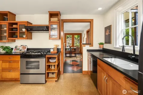 4920 51st Avenue S Seattle WA 98118