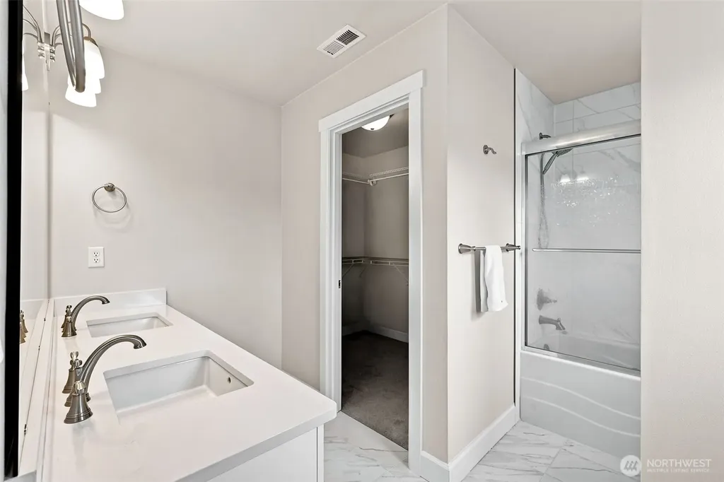 5367 50th Loop SE Lacey WA 98503