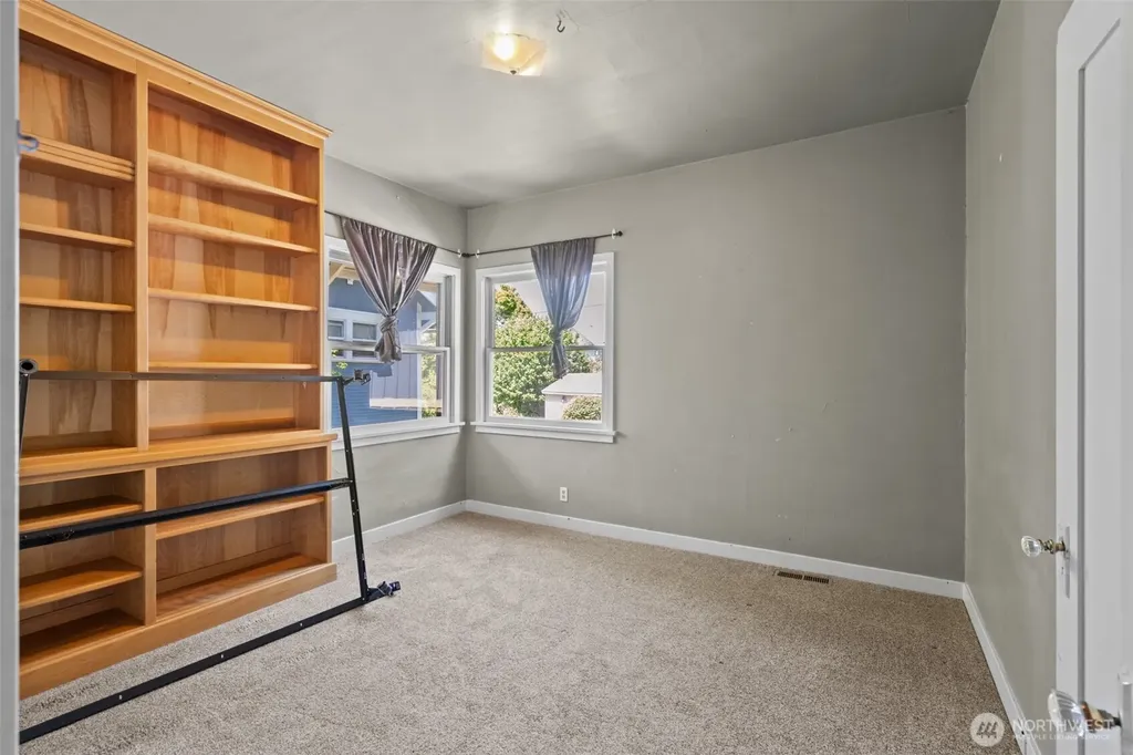 1035 Isaacs Avenue Walla Walla WA 99362