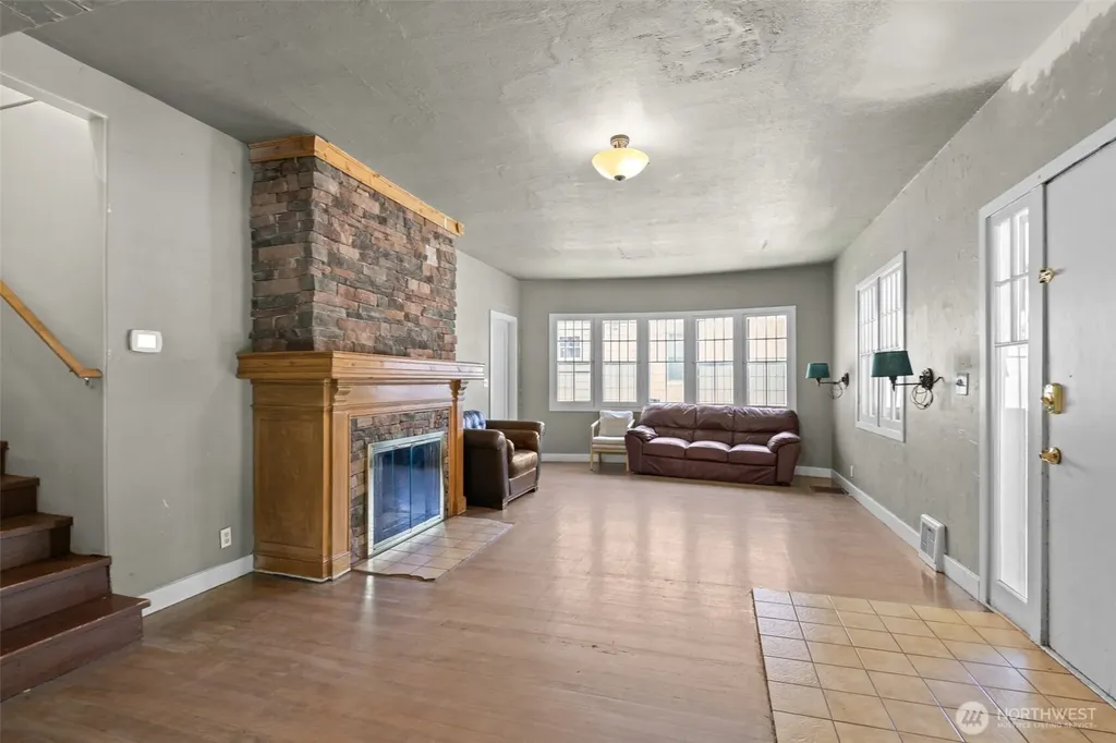 1035 Isaacs Avenue Walla Walla WA 99362