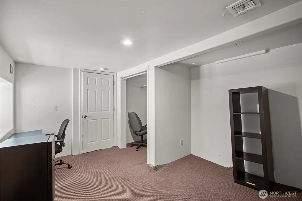 1035 Isaacs Avenue Walla Walla WA 99362