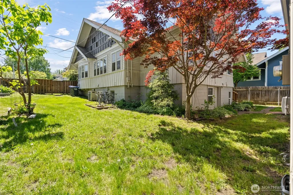 1035 Isaacs Avenue Walla Walla WA 99362