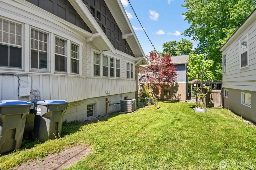 1035 Isaacs Avenue Walla Walla WA 99362