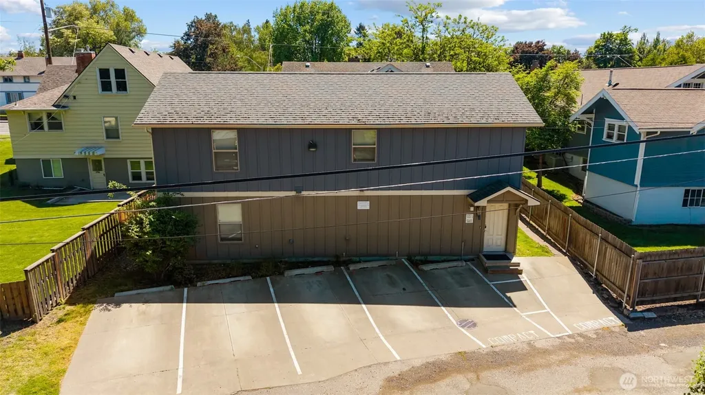 1035 Isaacs Avenue Walla Walla WA 99362