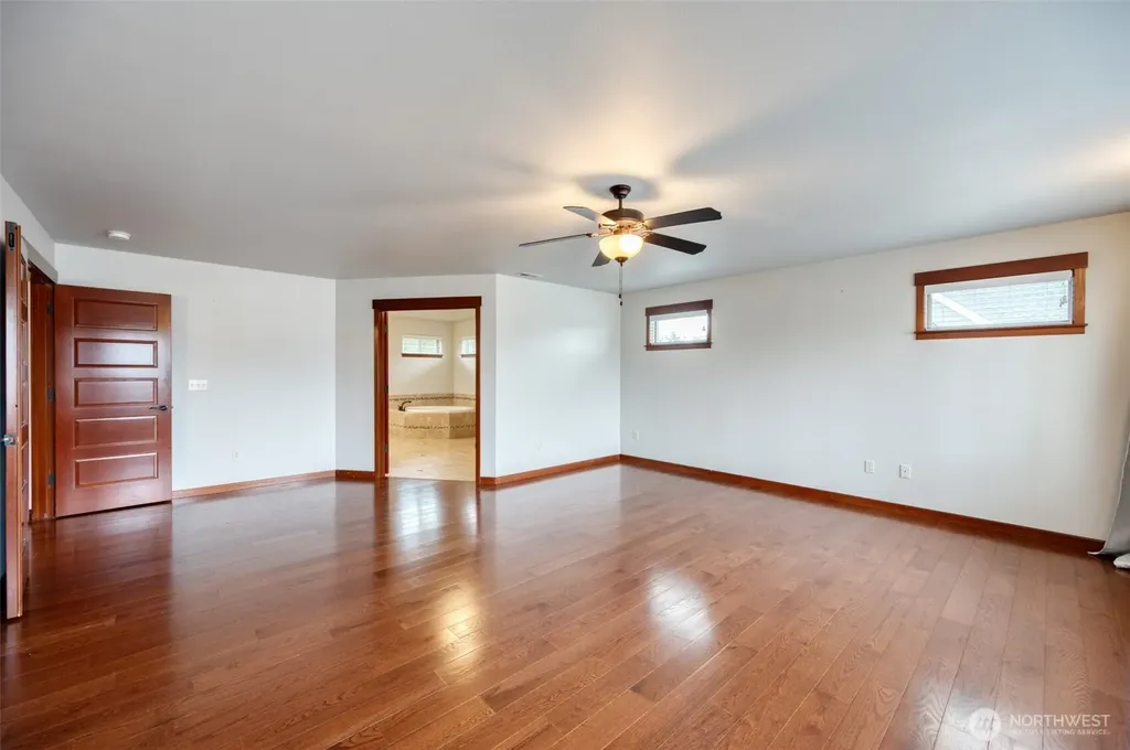 17103 138th Avenue E Puyallup WA 98374