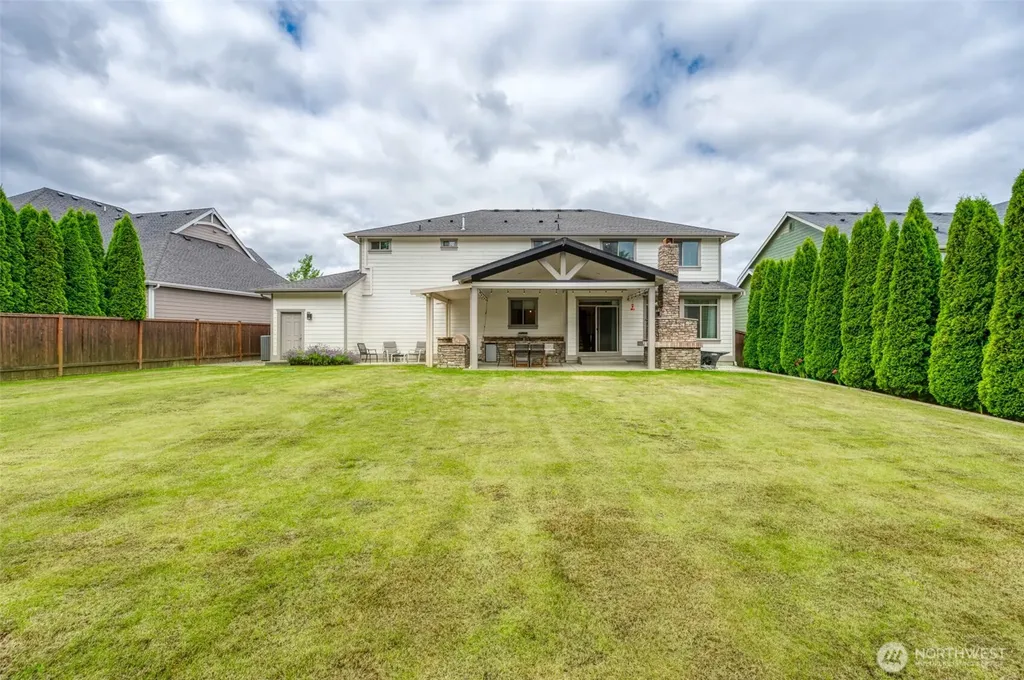 17103 138th Avenue E Puyallup WA 98374