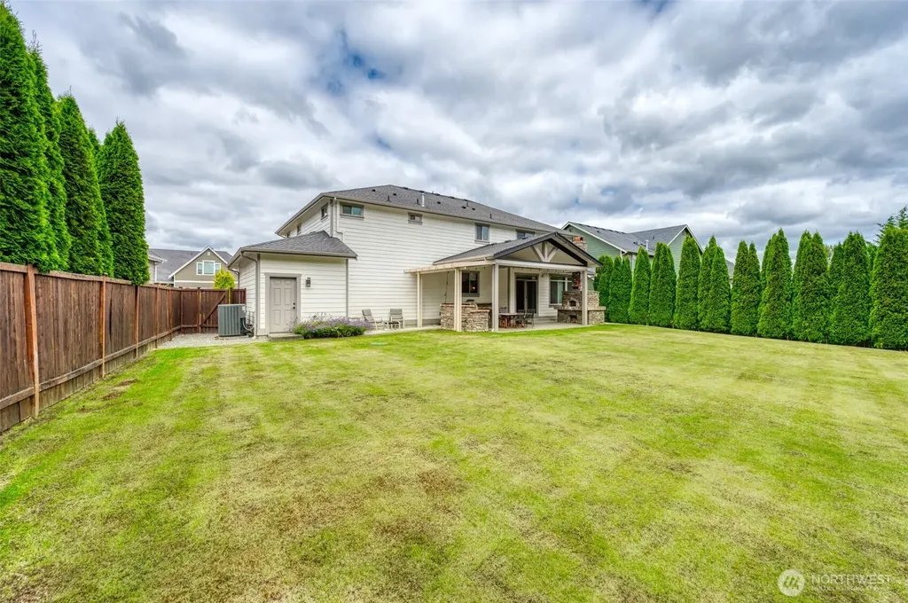 17103 138th Avenue E Puyallup WA 98374