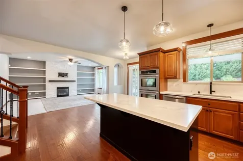 17103 138th Avenue E Puyallup WA 98374
