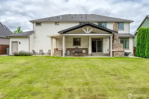 17103 138th Avenue E Puyallup WA 98374