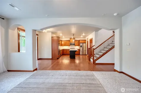 17103 138th Avenue E Puyallup WA 98374