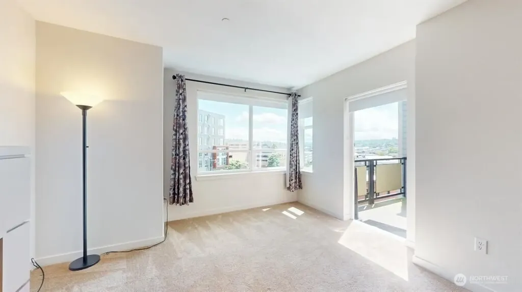 5440 Leary Way NW Seattle WA 98107