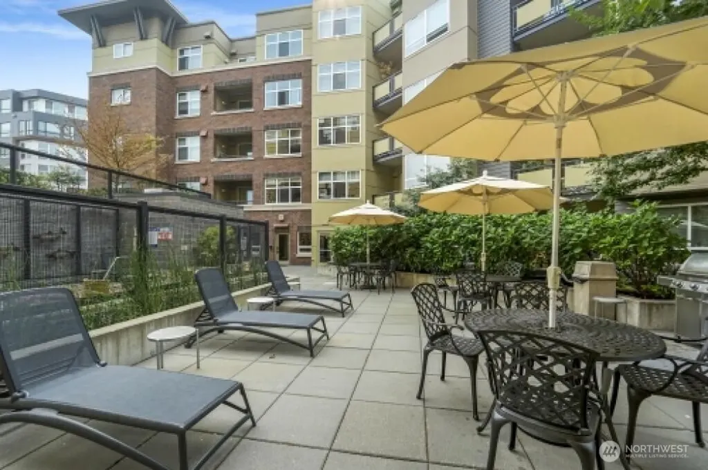 5440 Leary Way NW Seattle WA 98107