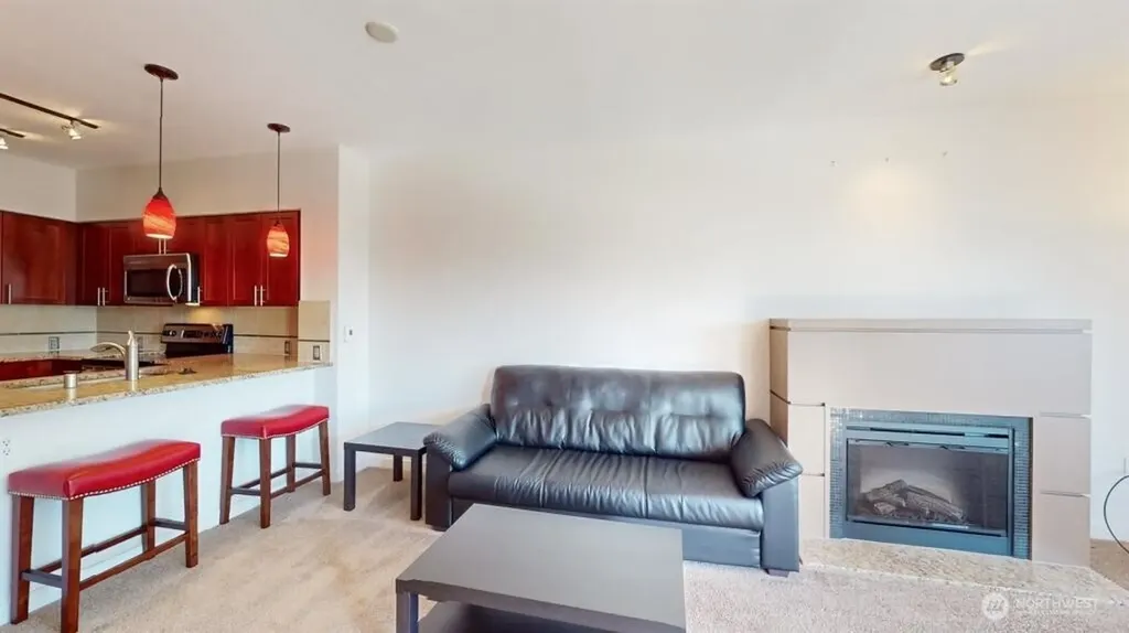 5440 Leary Way NW Seattle WA 98107