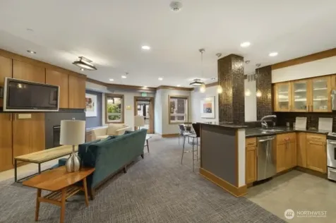 5440 Leary Way NW Seattle WA 98107