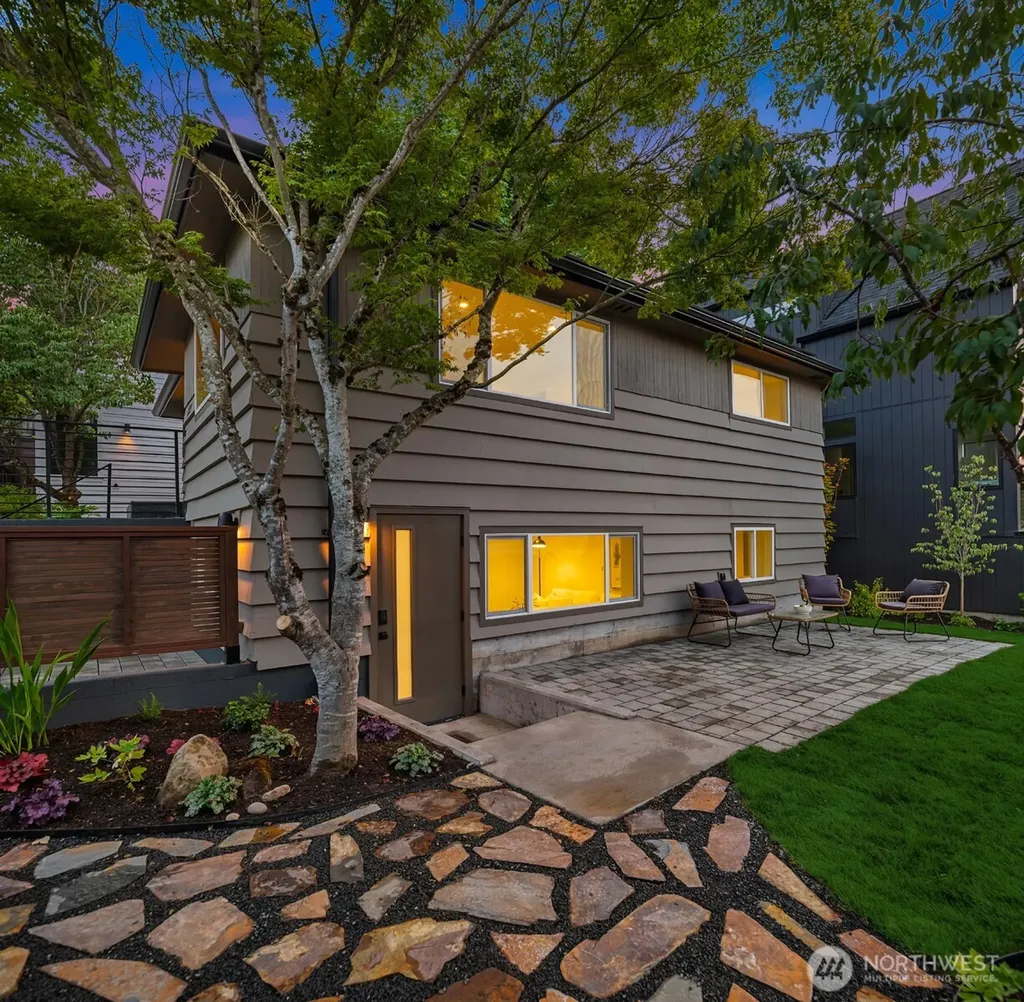 2314 S Forest Street Seattle WA 98144