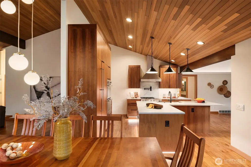 7416 Mercer Terrace Drive Mercer Island WA 98040