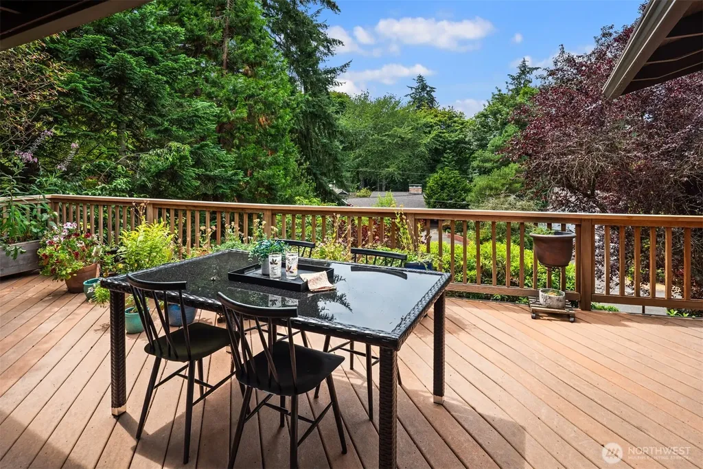 7416 Mercer Terrace Drive Mercer Island WA 98040