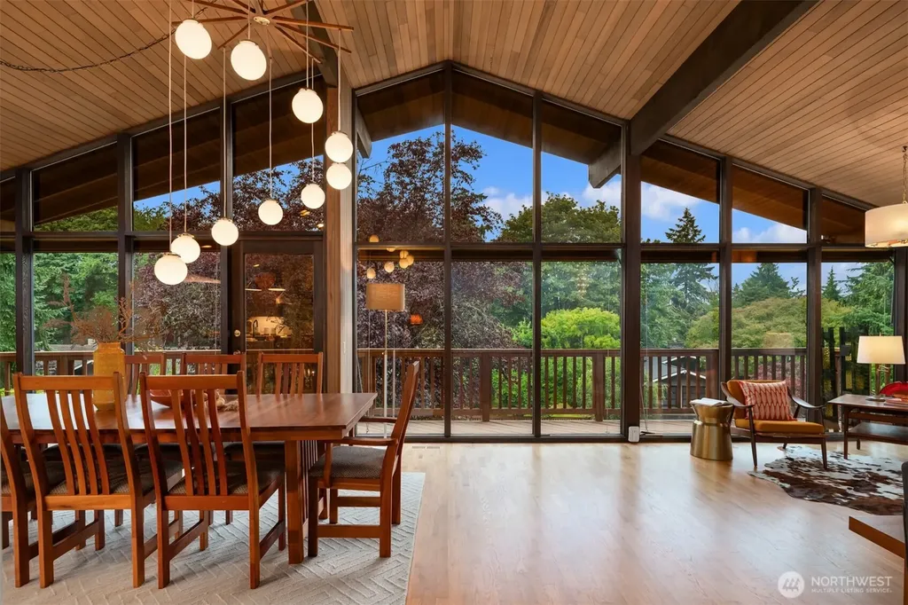 7416 Mercer Terrace Drive Mercer Island WA 98040