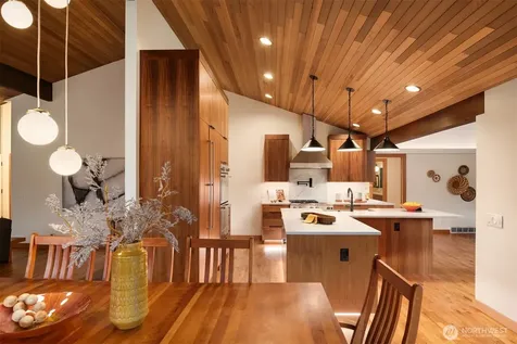 7416 Mercer Terrace Drive Mercer Island WA 98040
