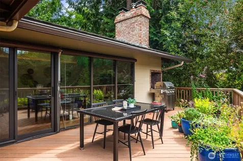 7416 Mercer Terrace Drive Mercer Island WA 98040