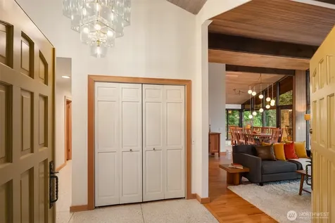 7416 Mercer Terrace Drive Mercer Island WA 98040