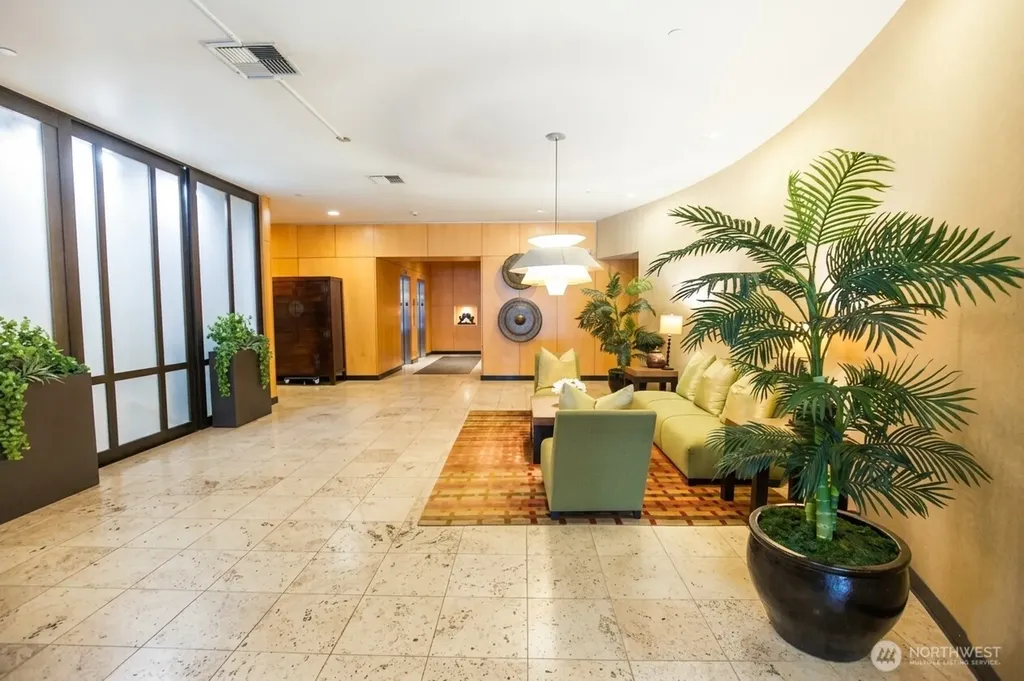 2716 Elliott Avenue Seattle WA 98121