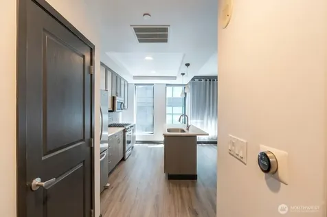 2716 Elliott Avenue Seattle WA 98121