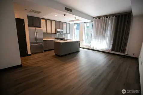 2716 Elliott Avenue Seattle WA 98121