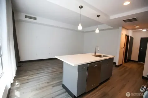 2716 Elliott Avenue Seattle WA 98121