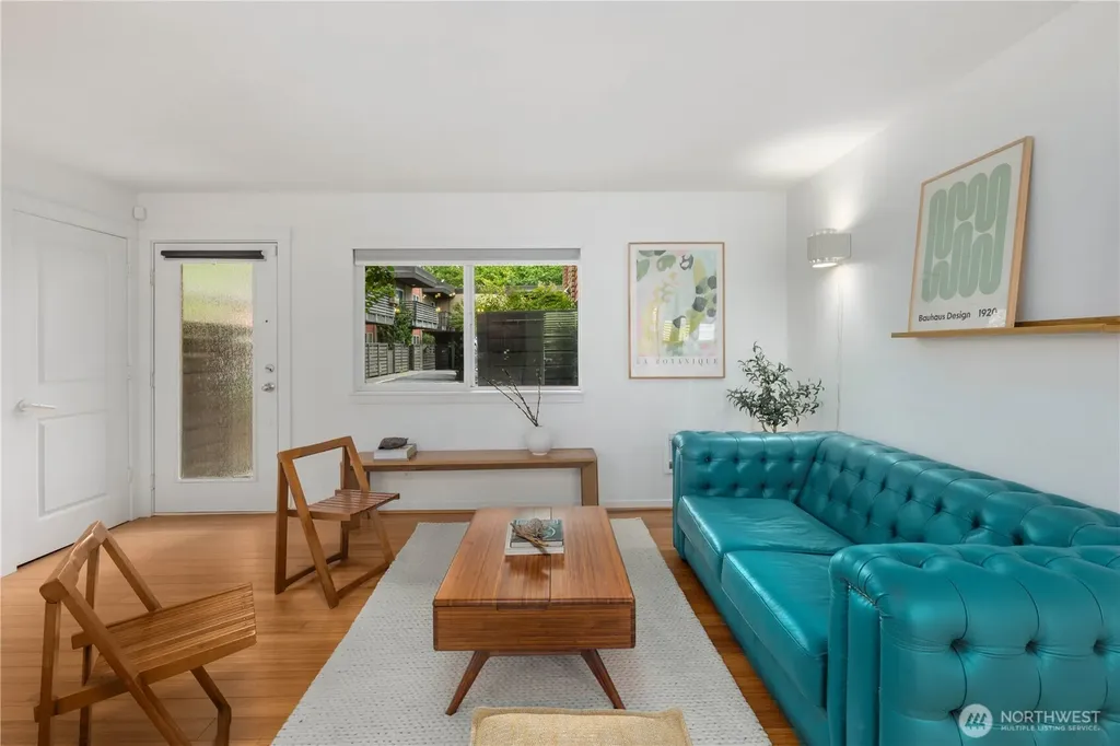 5220 42nd Avenue S Seattle WA 98118