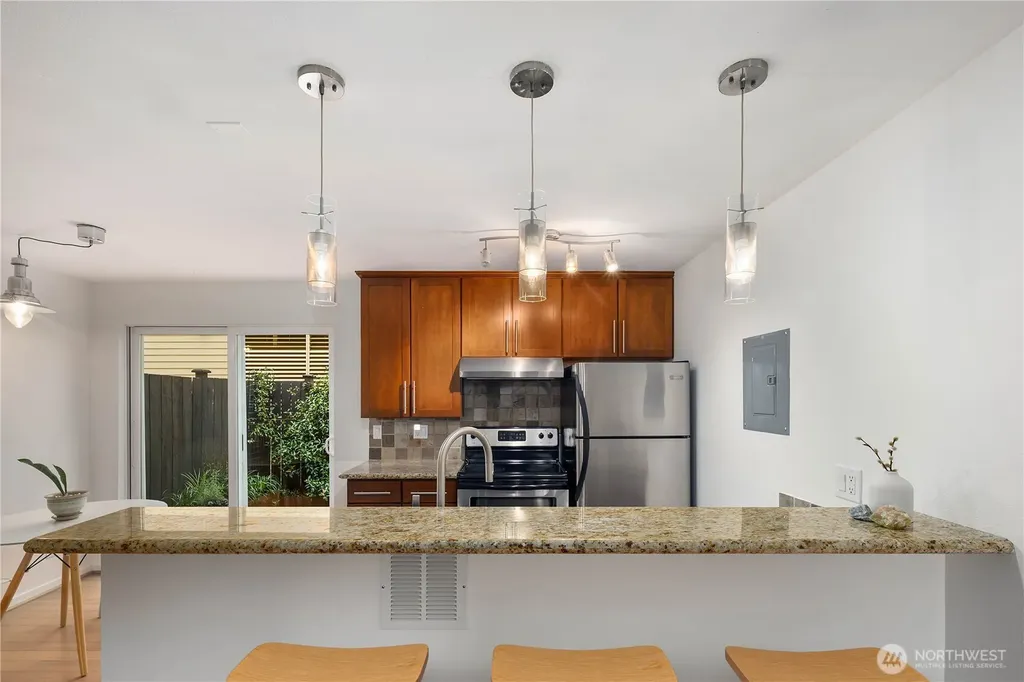 5220 42nd Avenue S Seattle WA 98118