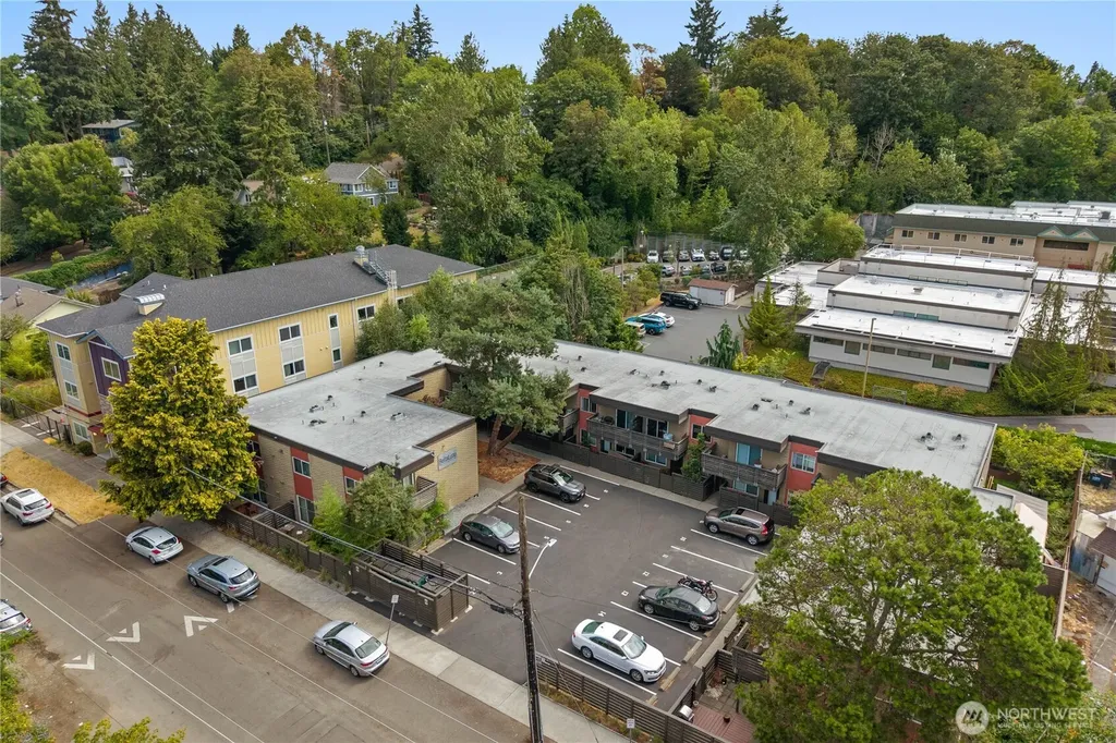 5220 42nd Avenue S Seattle WA 98118