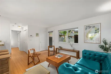 5220 42nd Avenue S Seattle WA 98118