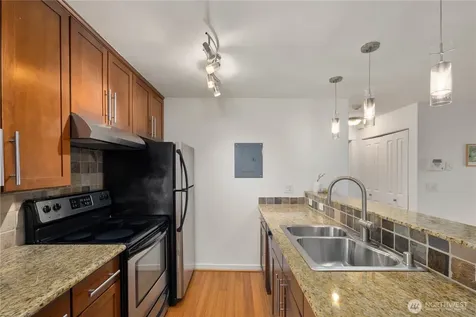 5220 42nd Avenue S Seattle WA 98118