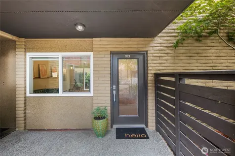 5220 42nd Avenue S Seattle WA 98118