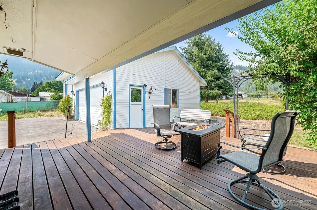 12320 Bergstrasse Road Leavenworth WA 98826