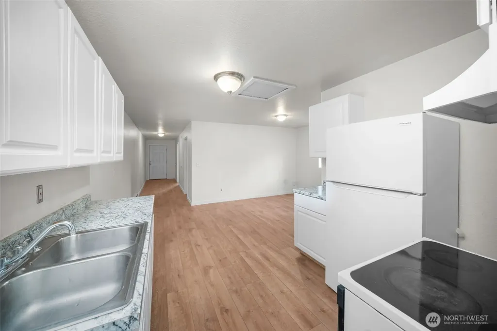 1310 S 8th Tacoma WA 98405